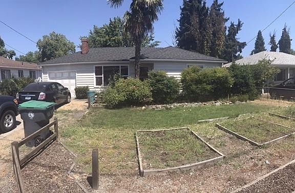 3rd image of 1124 Stewart Ave