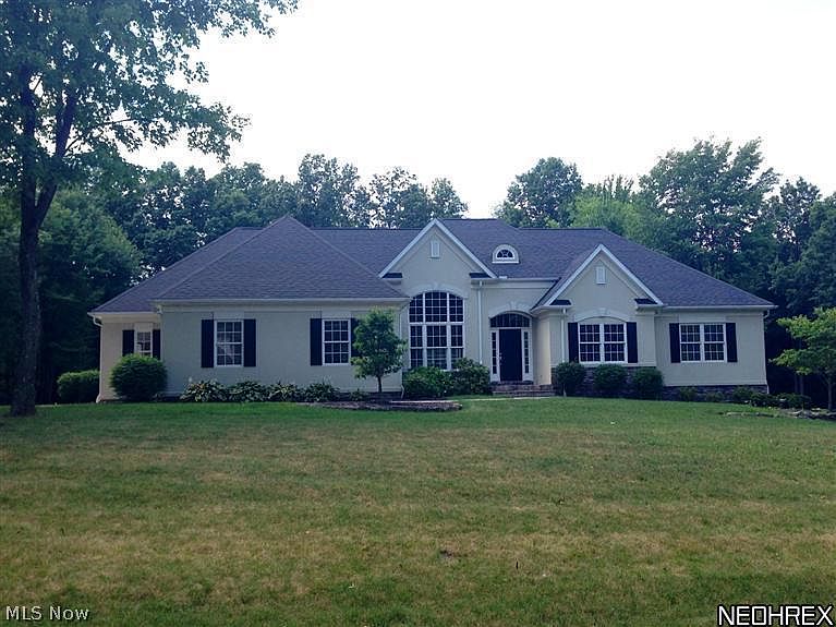 1st image of 6760 Pheasant Run Dr