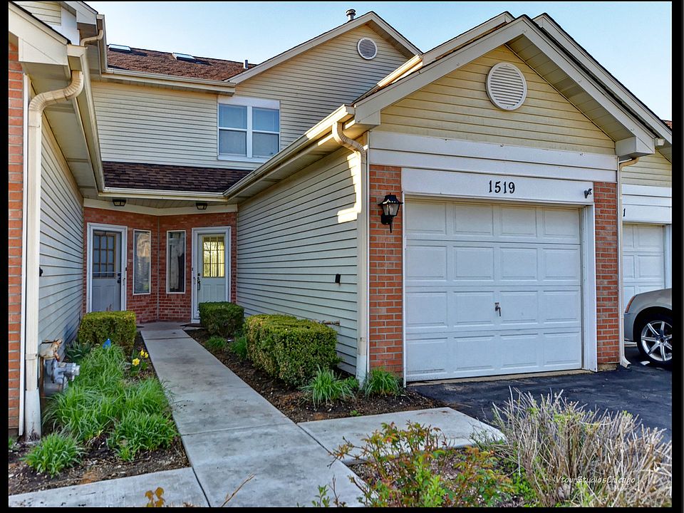 1st image of 1519 Darien Lake Dr