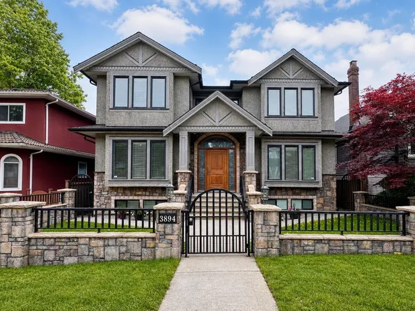 3894 Oxford St, Burnaby, BC V5C 1C3