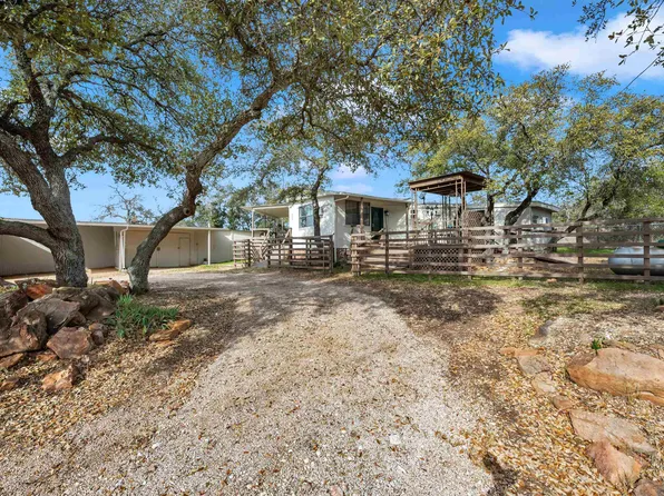 222 Yucca Drive, Burnet, TX 78611