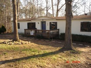 136 Ridgeway Ct, Acworth, GA 30101