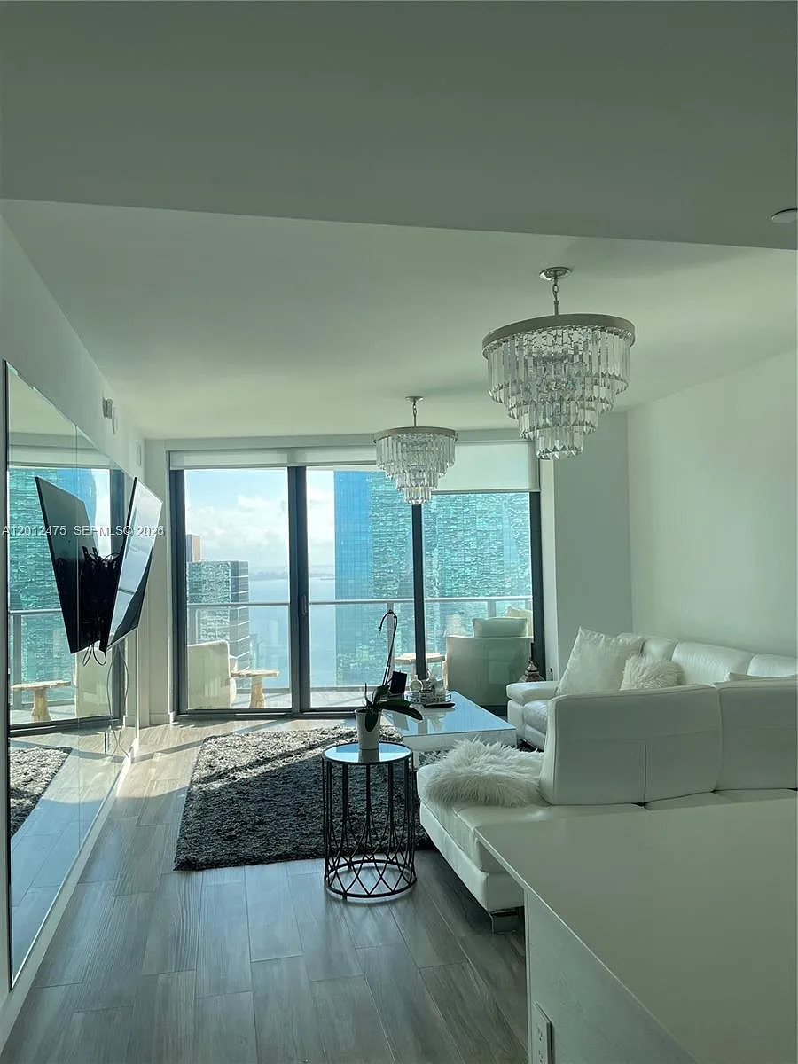 Building Photo - 1300 S Miami Ave #3203