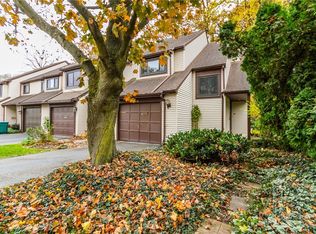 26 Menlo Pl, Rochester, NY 14620