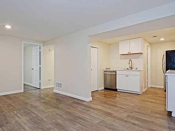 3rd image of 2603 138th Ave NW