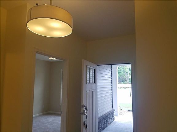 5th image of 5974 Redfield Dr #42