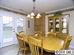 Dining Room / Pantry