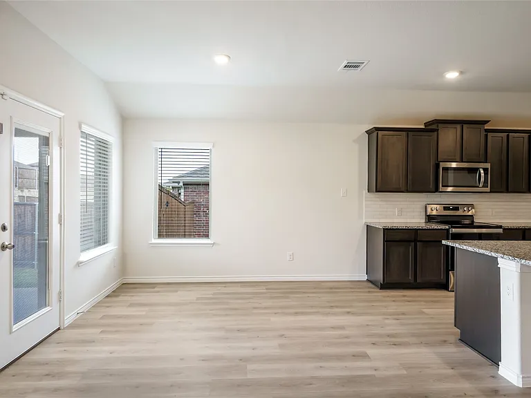 2638 Azaleas Run Dr — Photo 11
