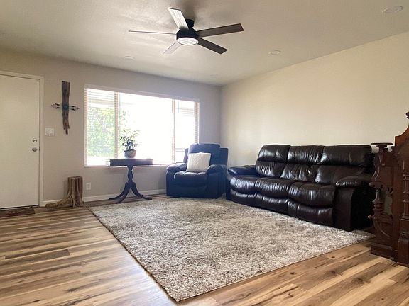4th image of 206 N 58TH Place