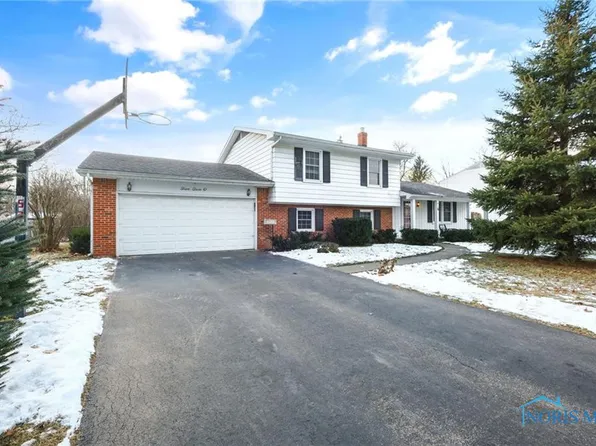 520 Dussel Dr, Maumee, OH 43537