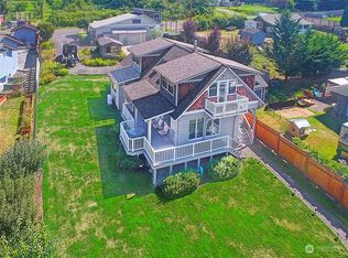 19013 Soundview Dr NW, Stanwood, WA