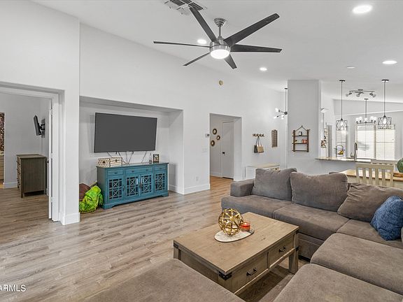 5th image of 20457 N 93RD Avenue