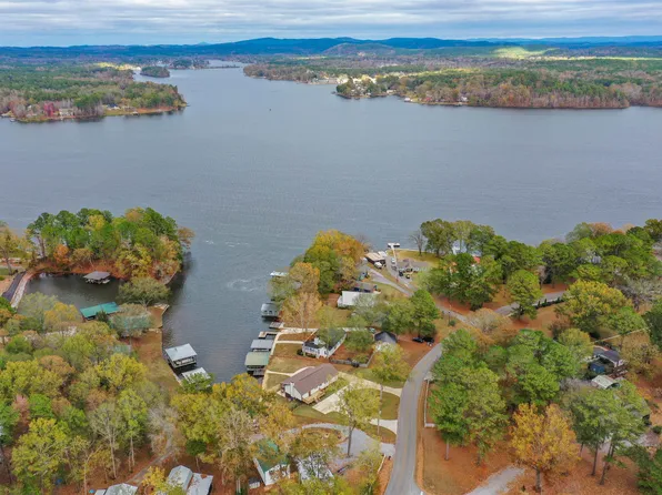 19031 River Dr, Shelby, AL 35143