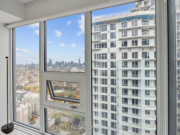 19 Western Battery Rd #3301 — Photo 21