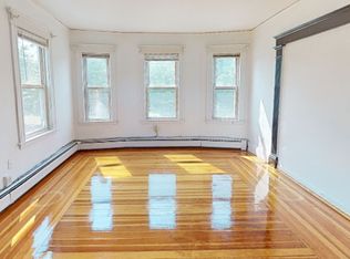1011 Washington St #2-D, Newtonville, MA 02460