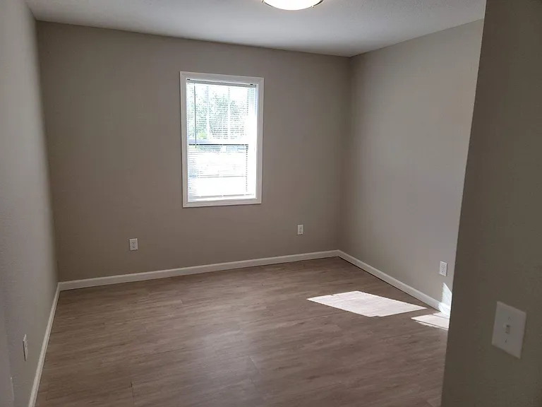 1501 W North 4th St #1 — Photo 11