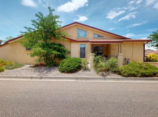 3942 Villa Way SE, Rio Rancho, NM 87124