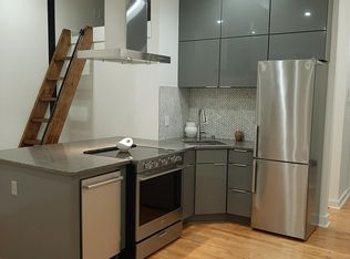 95 Remsen St #202, Cohoes, NY 12047