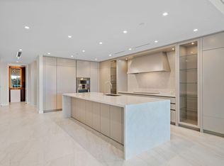 220 SE Mizner Blvd #418, Boca Raton, FL 33432