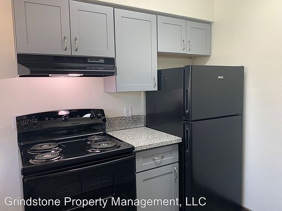 5th image of 3700 N Fairview Ave APT 102