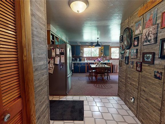 2nd image of 303 Warner Dr