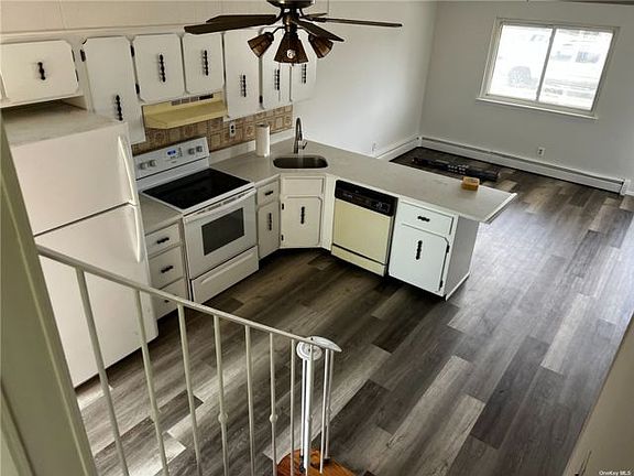 3rd image of 819 N Jefferson Ave