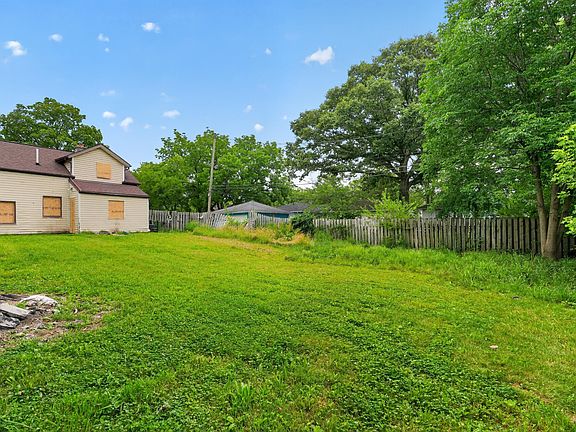 3rd image of 2025 Aberdeen Ave