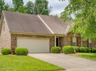 12518 Hedgeapple Way, Louisville, KY 40272