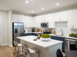 2000 Olivewood St #2-303, Cary, NC 27519