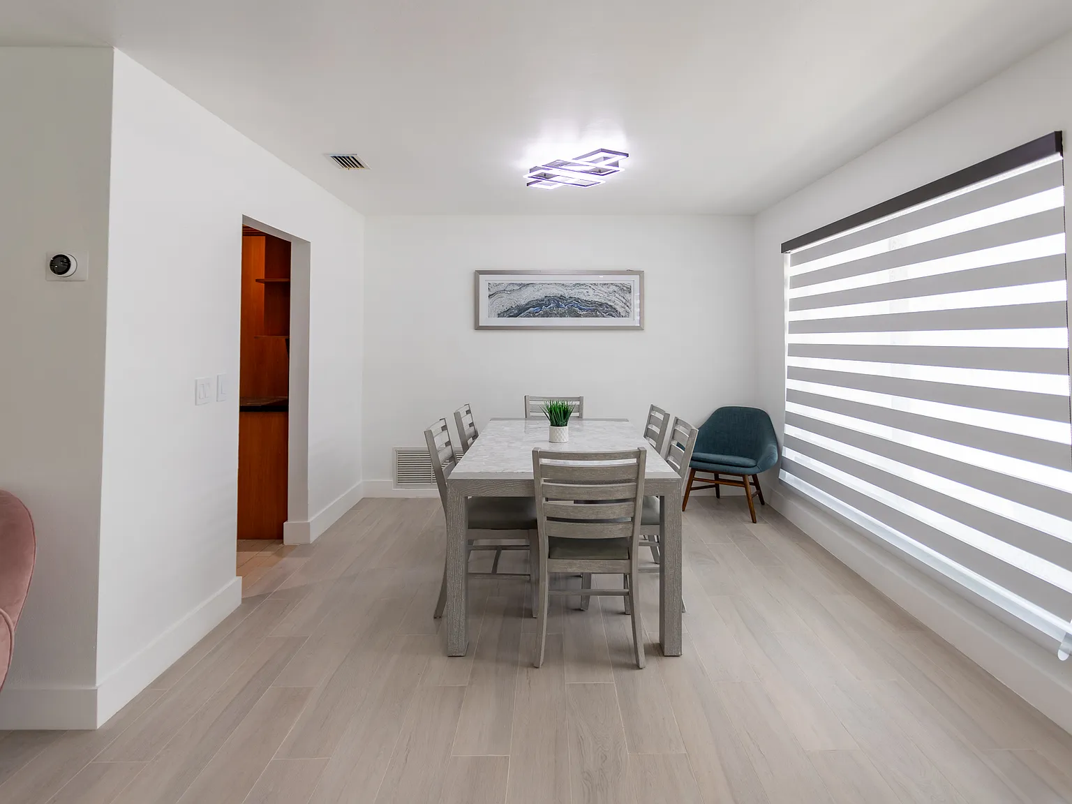 4010 Johnson St — Photo 3