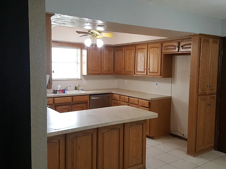 204 Redbud St — Photo 8