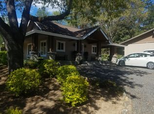 889 Upper Applegate Rd, Jacksonville, OR 97530