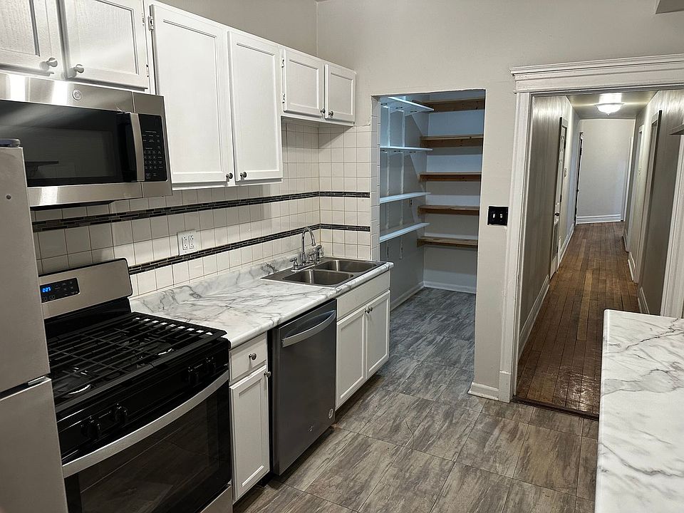 1st image of 664 E 50th Pl #1