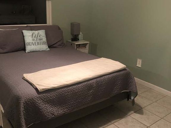 5th image of 1575 Joslyn Ave #160