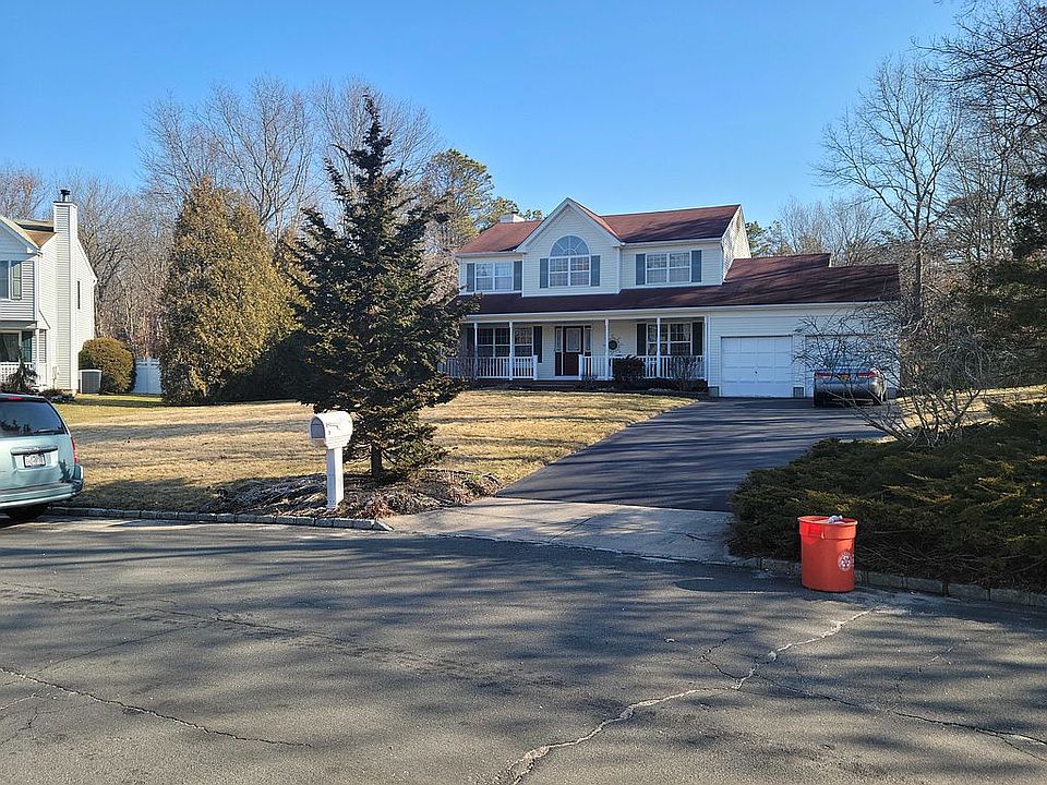 1st image of 3 Drumlin Ct