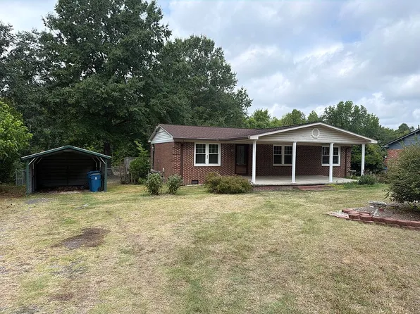 1203 Ranhurst Rd, Mc Leansville, NC 27301
