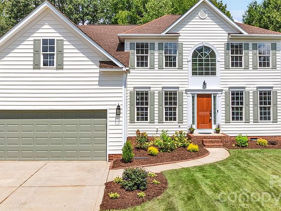 2nd image of 14611 Eastgrove Dr