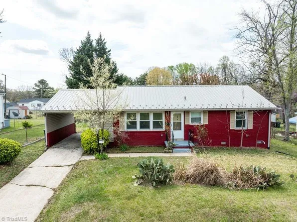 1320 E Cone Blvd, Greensboro, NC 27405