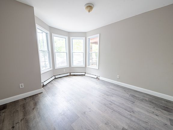 2nd image of 131 S 8th St Floor 1