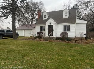 5432 Genesee Rd, Lapeer, MI 48446