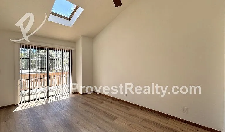 6078 Spruce St #C — Photo 11