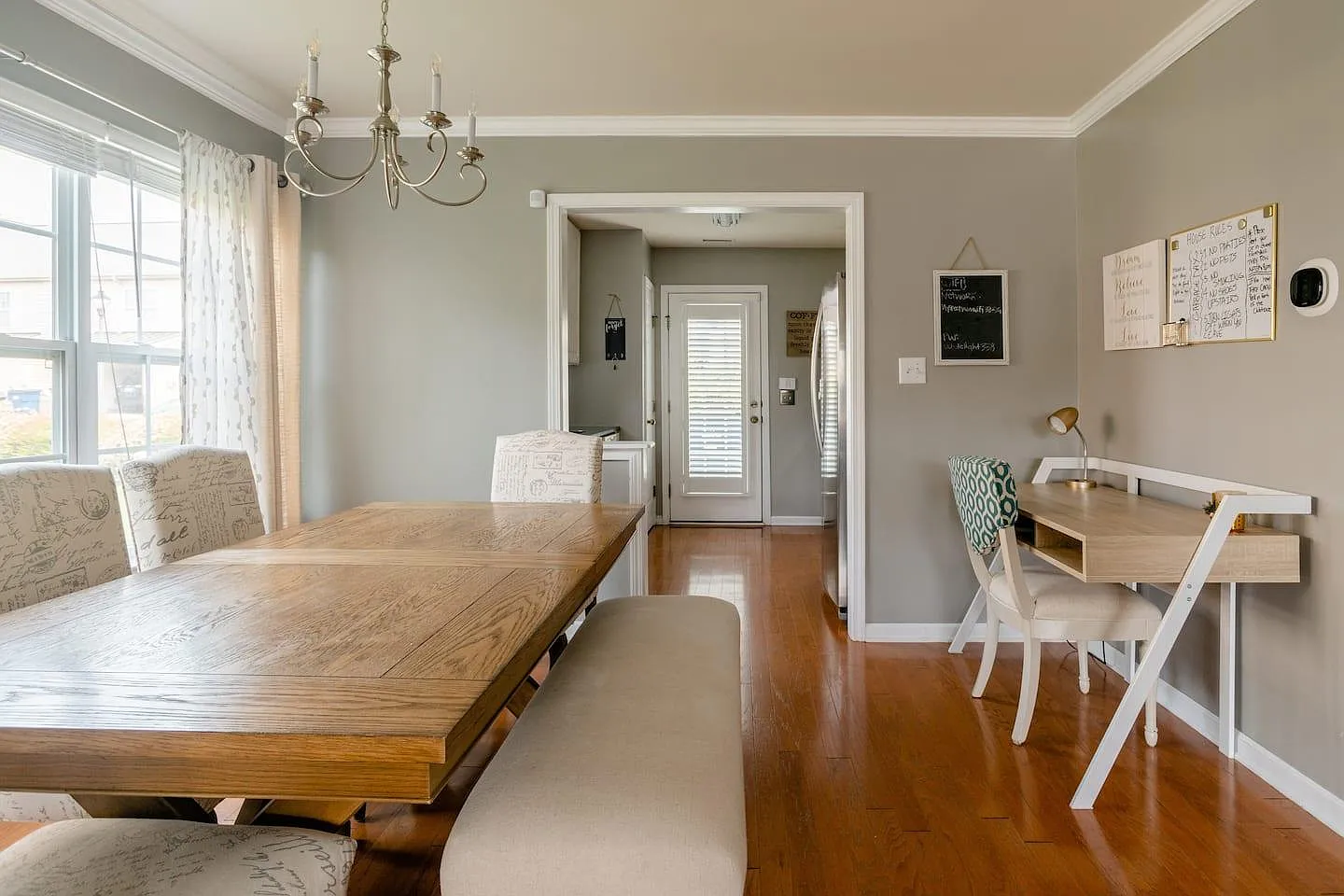 2 bed, 2.5 bath, 1367 sqft, $3,000 — Photo 4