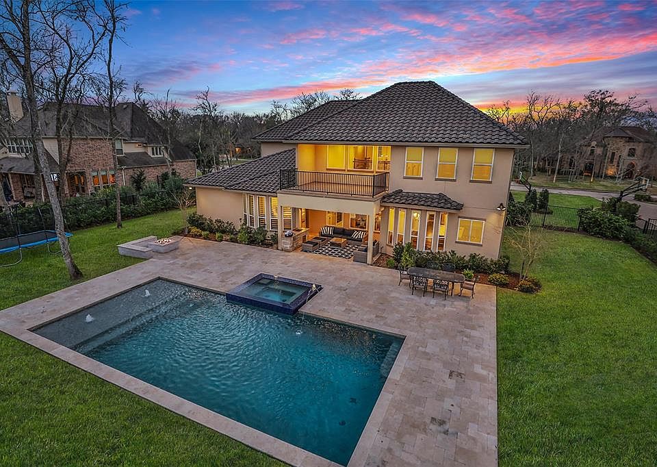 Welcome to 6 Oak Walk, a majestic showplace nestled in a Serene Setting in the Forest of Sienna. Get ready to be WOWED by the High-End Upgrades and Features of this beautifully maintained Custom Builder and Remodeler's personal home. This 2019 Luxury
