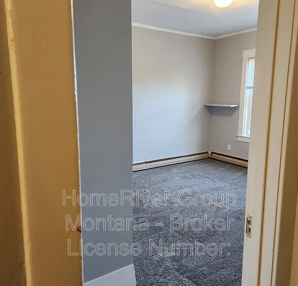 546 S 3rd St W — Photo 24