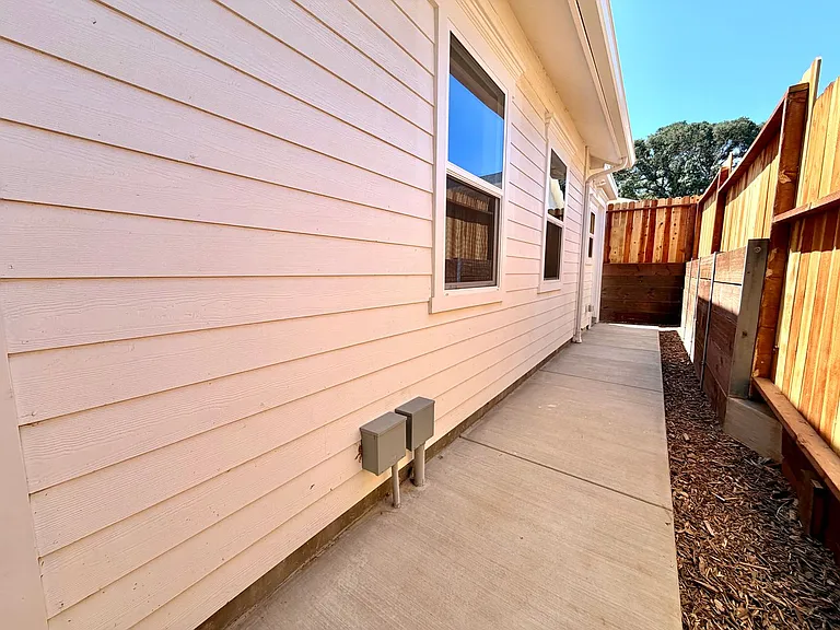 23510 Cava Cir #A — Photo 6