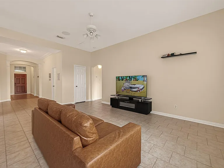 23222 Century Plant Dr — Photo 9