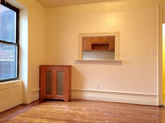 2nd image of 526 W 161st St APT 3