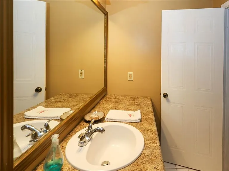 402 Olde Mill Ln — Photo 12