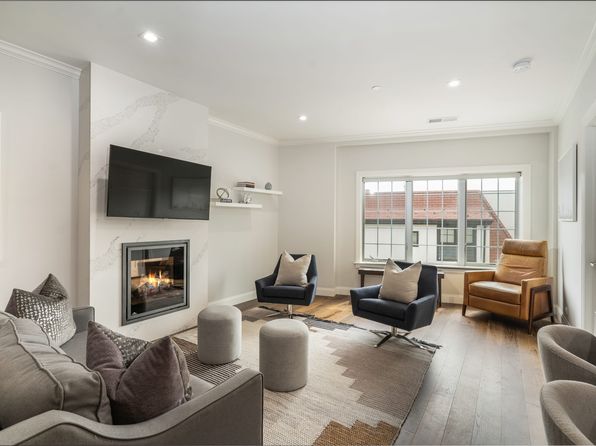 100 Main St #3B