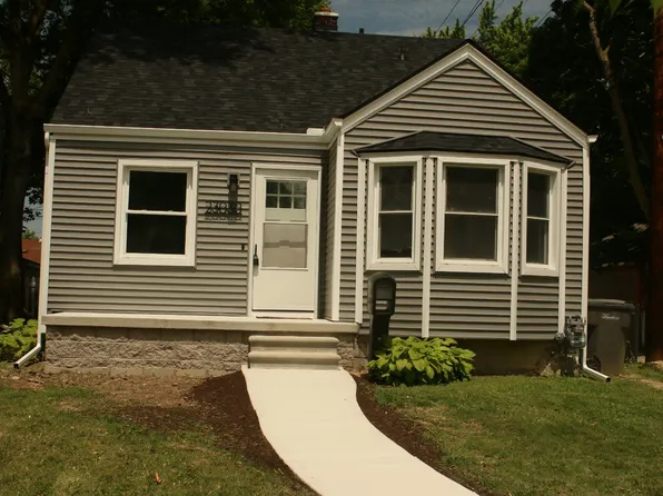 23030 Beech St, Dearborn, MI 48124